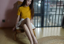 [壹吻映画]2021.01.20 YW005《嘟嘟-黄白休闲》 [97+1P+1V／1.68G]-套图岛