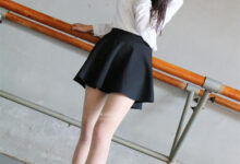 妖精视觉 NO.148 甜甜 双色白丝袜[33P／21.8MB]-套图岛