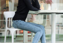 SIW斯文传媒 058 黑色高领打底衫配休闲七分牛仔裤 - 新芳 [64P-176M]-套图岛