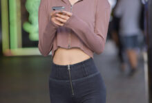 都市丽人蜜桃紧牛小姐姐套图【80P-1.5G】-套图岛