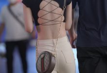 都市丽人紧身白裤小女友【74P-1.02G】-套图岛