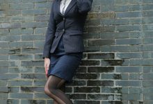 [IESS异思趣向] 2022.04.25 丝享家1070：小婕《红鞋职业装》[88P／116MB]-套图岛