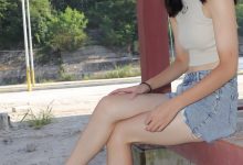 Pary摄影 NO.021 极品美女校花思思全程赤脚拍照后亮出脏脚底[130P／475MB]-套图岛