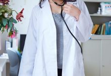 金子智美 曝け出す女医 必撮!まるごと-套图岛