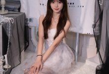 [甜予摄影] No.001 璇璇-板鞋、白棉袜、肉丝（脚尖加固款）[124P+2V-10.46GB]-套图岛