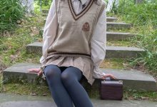 [袜觅社] 小雪 超短裙黑丝高跟美腿足秀 [71p+1V+1.61G]-套图岛