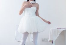 物恋传媒 NO.2268 茯苓-平底鞋、厚白丝、皮筋绑脚老头乐挠脚剧情[169P-1V-5.14G]-套图岛