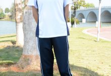 爱月下 NO.004 秀秀【浅发校服】其实我喜欢酷酷的，今天第一期被安排了校服！[130P1V-9.94GB]-套图岛